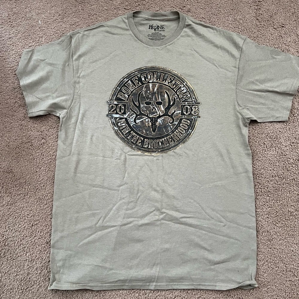 NWOT Bone Collector- Tee Shirt​​​​​​​​​​​​